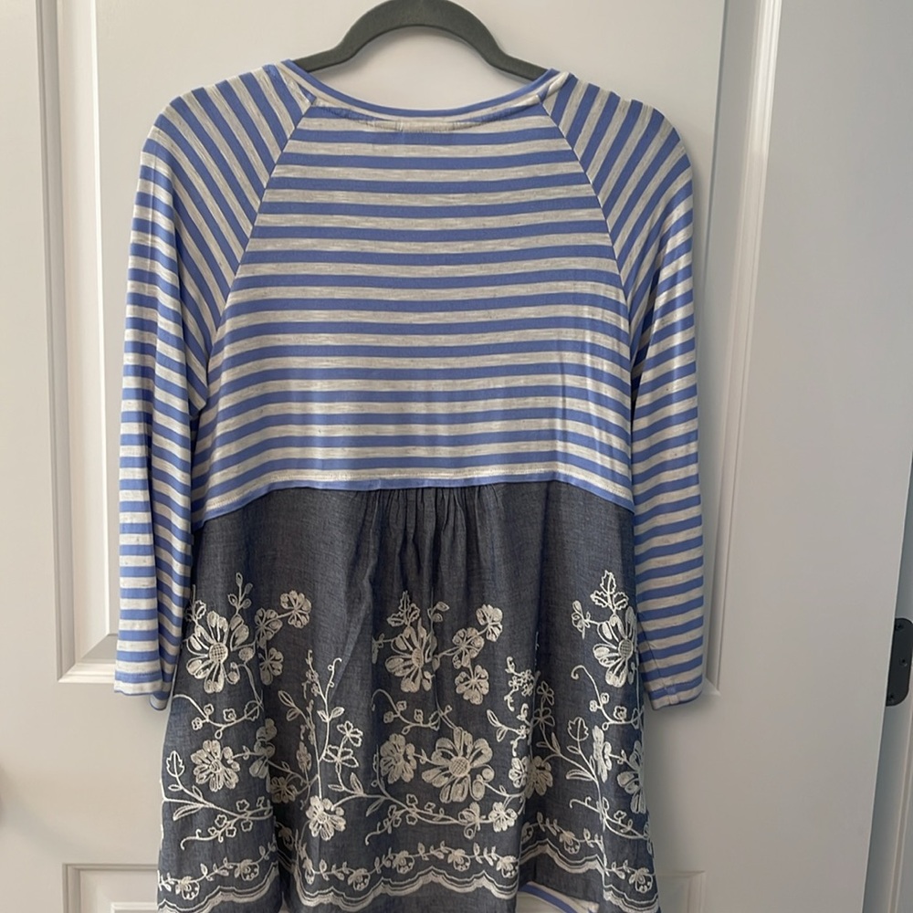 LOCO Stripe/Embroidery/ Knit Top